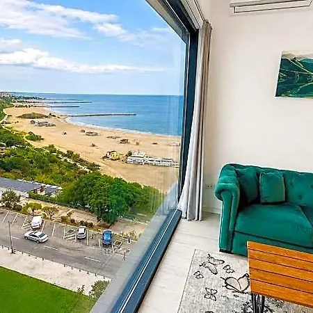 Hotel Maritimo Luxury