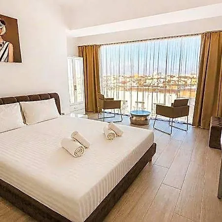 Maritimo Luxury 4*